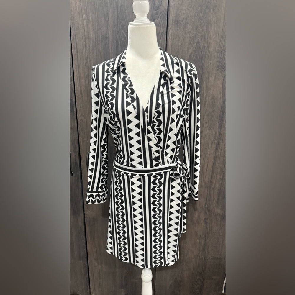 Neiman Marcus geometric romper black and white